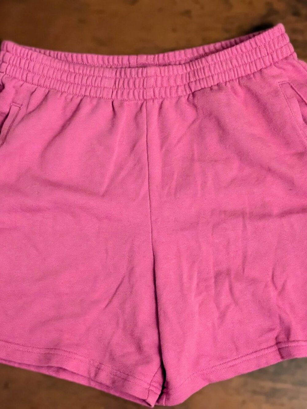 Gap Women's Fleece Sweat Shorts, S, New Fuchsia